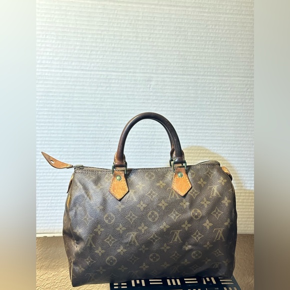 Louis Vuitton Vintage Speedy 30 Monogram - Picture 7 of 14